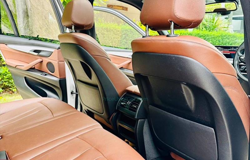 ขายรถ-suv-มือสอง-bmw-บีเอ็มดับบลิว-x5-เอ็กซ์5-รถปี2017-รหัส73832-09c8fa27.jpg ขายรถ-suv-มือสอง-bmw-บีเอ็มดับบลิว-x5-เอ็กซ์5-รถปี2017-รหัส73832-09c8fa27.jpg