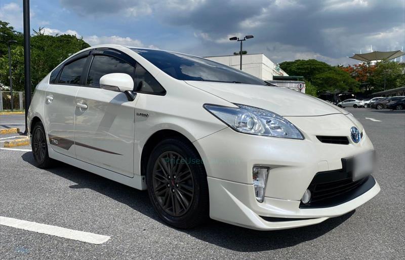 ขายรถเก๋งมือสอง toyota prius รถปี2013 รหัส 73852 รูปที่1