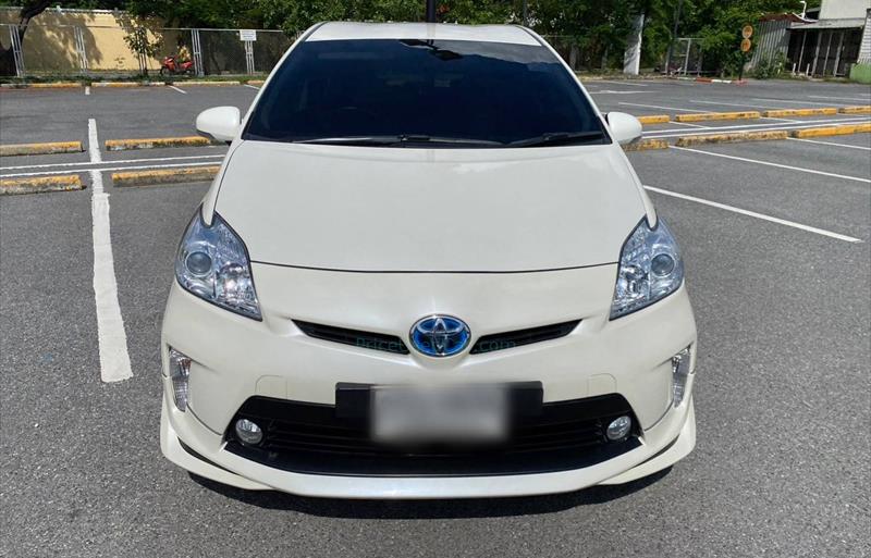 ขายรถเก๋งมือสอง toyota prius รถปี2013 รหัส 73852 รูปที่2