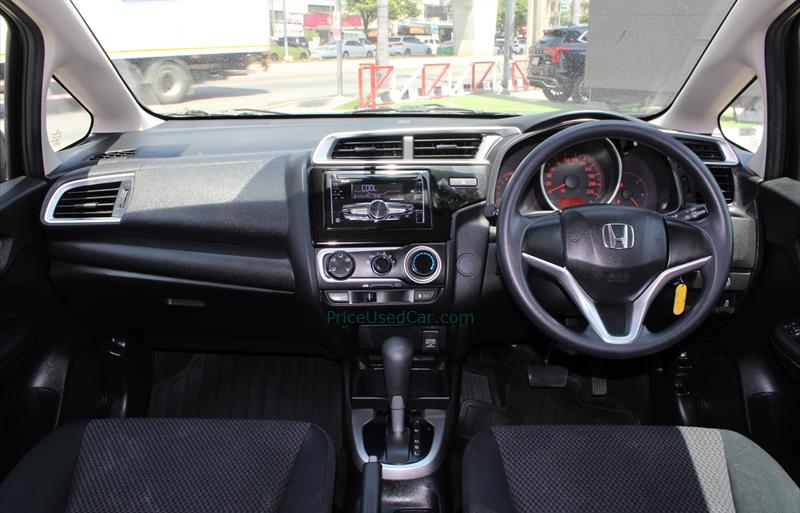 ขายรถเก๋งมือสอง-honda-ฮอนด้า-jazz-แจ๊ส-รถปี2020-รหัส73857-3ec57e32.jpg ขายรถเก๋งมือสอง-honda-ฮอนด้า-jazz-แจ๊ส-รถปี2020-รหัส73857-3ec57e32.jpg