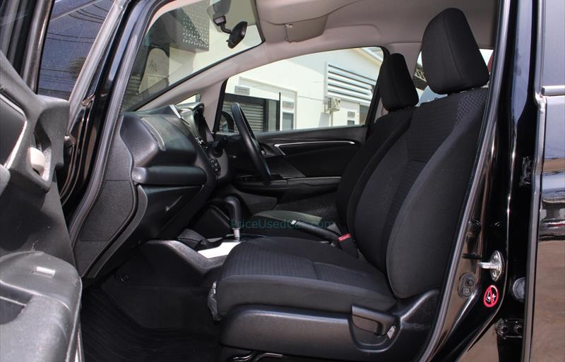 ขายรถเก๋งมือสอง-honda-ฮอนด้า-jazz-แจ๊ส-รถปี2020-รหัส73857-97cffa97.jpg ขายรถเก๋งมือสอง-honda-ฮอนด้า-jazz-แจ๊ส-รถปี2020-รหัส73857-97cffa97.jpg