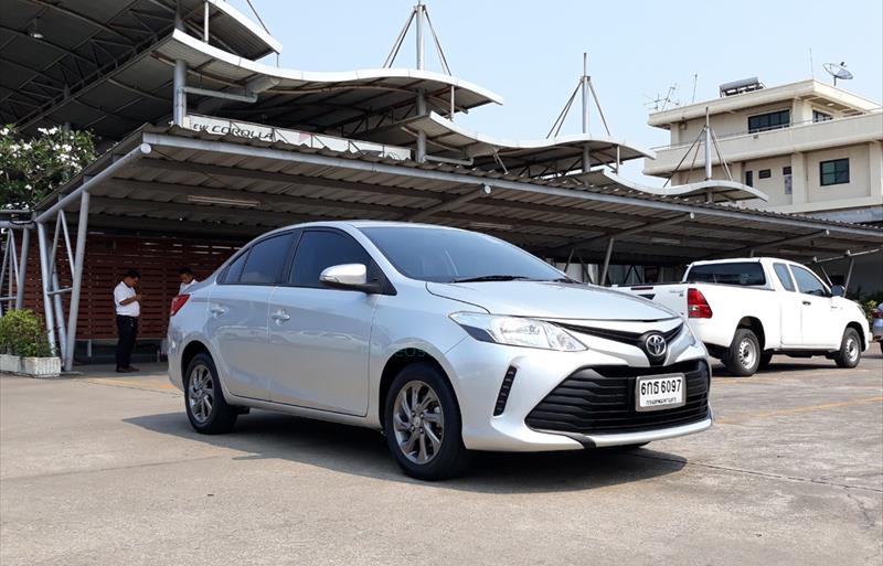 ขายรถเก๋งมือสอง-toyota-โตโยต้า-vios-วีออส-รถปี2017-รหัส73858-5de8f7b6.jpg ขายรถเก๋งมือสอง-toyota-โตโยต้า-vios-วีออส-รถปี2017-รหัส73858-5de8f7b6.jpg