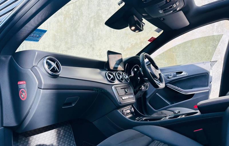 ขายรถเก๋งมือสอง-mercedes-benz-เมอร์เซเดสเบนซ์-cla250-amg-ซีแอลเอสองห้าศูนย์-เอเอ็มจี-รถปี2017-รหัส73861-ca629696.jpg ขายรถเก๋งมือสอง-mercedes-benz-เมอร์เซเดสเบนซ์-cla250-amg-ซีแอลเอสองห้าศูนย์-เอเอ็มจี-รถปี2017-รหัส73861-ca629696.jpg