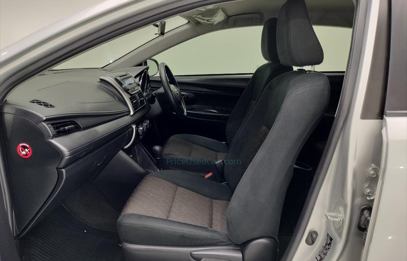 ขายรถเก๋งมือสอง-toyota-โตโยต้า-vios-วีออส-รถปี2019-รหัส73862-3a3c0894.jpg ขายรถเก๋งมือสอง-toyota-โตโยต้า-vios-วีออส-รถปี2019-รหัส73862-3a3c0894.jpg