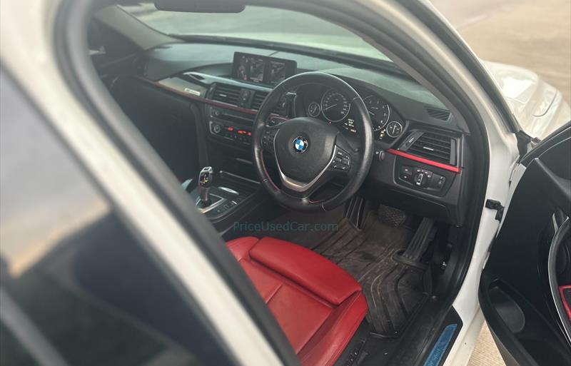 ขายรถเก๋งมือสอง-bmw-บีเอ็มดับบลิว-320d-สามสองศูนย์ดี-รถปี2013-รหัส73865-3aad0073.jpg ขายรถเก๋งมือสอง-bmw-บีเอ็มดับบลิว-320d-สามสองศูนย์ดี-รถปี2013-รหัส73865-3aad0073.jpg