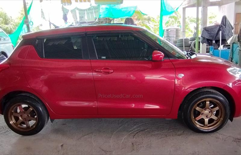 ขายรถเก๋งมือสอง-suzuki-ซูซูกิ-swift-สวิฟ-รถปี2022-รหัส73876-17368761.jpg ขายรถเก๋งมือสอง-suzuki-ซูซูกิ-swift-สวิฟ-รถปี2022-รหัส73876-17368761.jpg