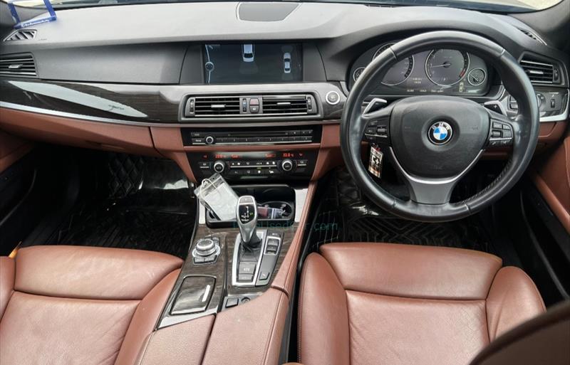 ขายรถเก๋งมือสอง-bmw-บีเอ็มดับบลิว-523i-รถปี2010-รหัส73889-bfbdc5d9.jpg ขายรถเก๋งมือสอง-bmw-บีเอ็มดับบลิว-523i-รถปี2010-รหัส73889-bfbdc5d9.jpg