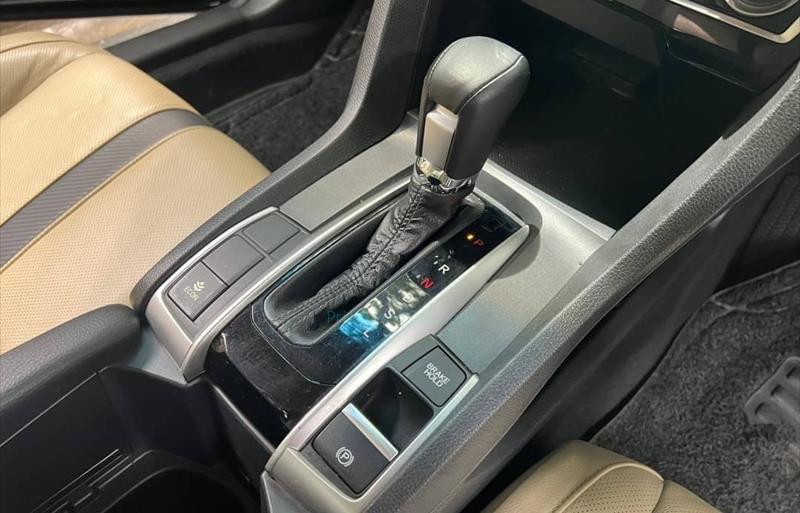 ขายรถเก๋งมือสอง-honda-ฮอนด้า-civic-ซีวิค-รถปี2018-รหัส73896-936119ae.jpg ขายรถเก๋งมือสอง-honda-ฮอนด้า-civic-ซีวิค-รถปี2018-รหัส73896-936119ae.jpg