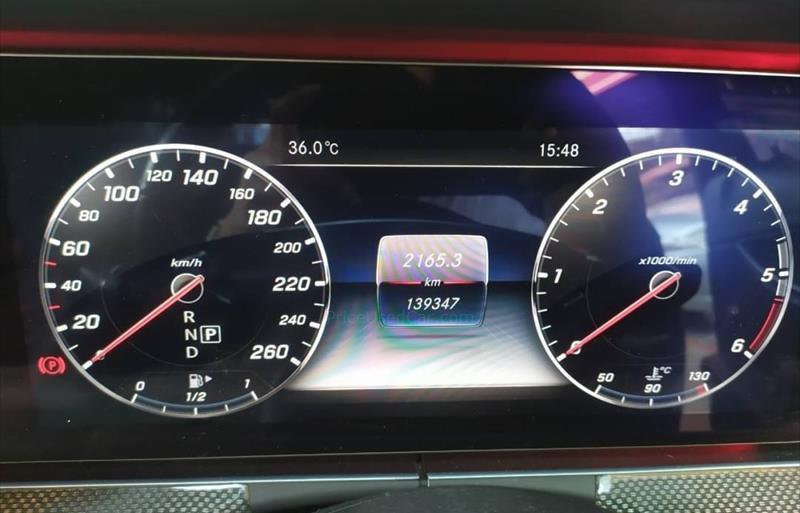 ขายรถเก๋งมือสอง-mercedes-benz-เมอร์เซเดสเบนซ์-e220-รถปี2018-รหัส73909-3c023a83.jpg ขายรถเก๋งมือสอง-mercedes-benz-เมอร์เซเดสเบนซ์-e220-รถปี2018-รหัส73909-3c023a83.jpg