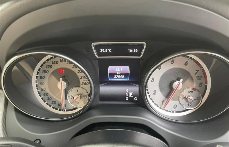 ขายรถ-suv-มือสอง-mercedes-benz-เมอร์เซเดสเบนซ์-gla-200-จีแอลเอ200-รถปี2016-รหัส73910-682701d9.jpg ขายรถ-suv-มือสอง-mercedes-benz-เมอร์เซเดสเบนซ์-gla-200-จีแอลเอ200-รถปี2016-รหัส73910-682701d9.jpg