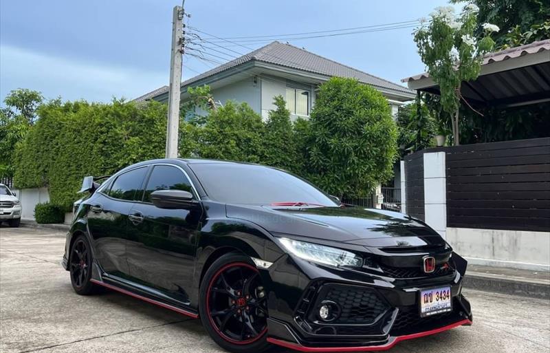 ขายรถเก๋งมือสอง-honda-ฮอนด้า-civic-ซีวิค-รถปี2017-รหัส73913-a1c9a58a.jpg ขายรถเก๋งมือสอง-honda-ฮอนด้า-civic-ซีวิค-รถปี2017-รหัส73913-a1c9a58a.jpg
