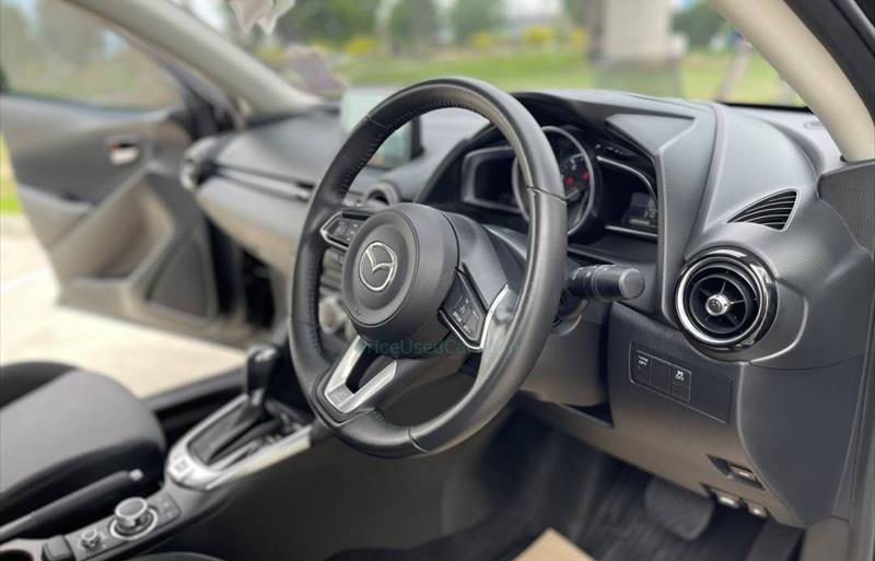 ขายรถเก๋งมือสอง-mazda-มาสด้า-2-สอง-รถปี2018-รหัส73915-cbc8cee0.jpg ขายรถเก๋งมือสอง-mazda-มาสด้า-2-สอง-รถปี2018-รหัส73915-cbc8cee0.jpg