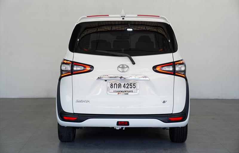 ขายรถเก๋งมือสอง-toyota-โตโยต้า-sienta-เซียนต้า-รถปี2018-รหัส73938-e8587a1c.jpg ขายรถเก๋งมือสอง-toyota-โตโยต้า-sienta-เซียนต้า-รถปี2018-รหัส73938-e8587a1c.jpg