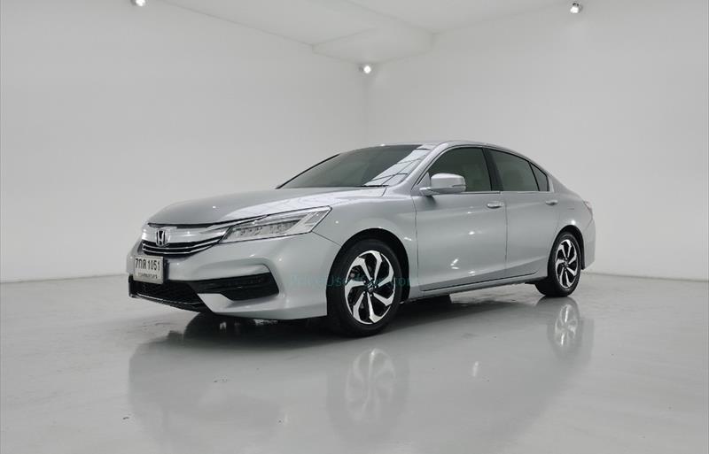 รถเก๋งมือสอง HONDA ACCORD รถปี 2018