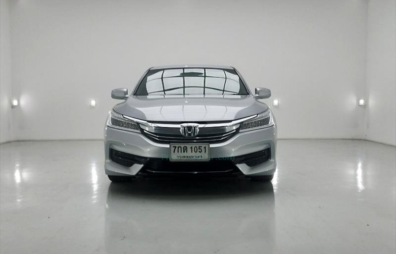 ขายรถเก๋งมือสอง-honda-ฮอนด้า-accord-แอคคอร์ด-รถปี2018-รหัส73945-745e9984.jpg ขายรถเก๋งมือสอง-honda-ฮอนด้า-accord-แอคคอร์ด-รถปี2018-รหัส73945-745e9984.jpg