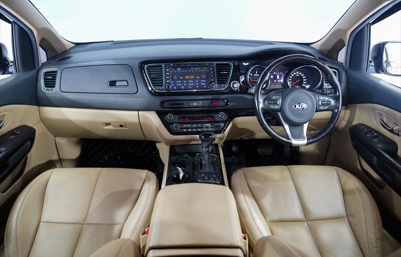 ขายรถตู้มือสอง kia grand-carnival รถปี2017 รหัส 73965 รูปที่10 ขายรถตู้มือสอง kia grand-carnival รถปี2017 รหัส 73965 รูปที่10