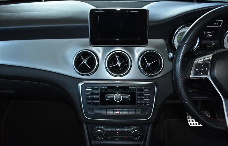 ขายรถเก๋งมือสอง-mercedes-benz-เมอร์เซเดสเบนซ์-cla250-amg-ซีแอลเอสองห้าศูนย์-เอเอ็มจี-รถปี2014-รหัส73972-ce862881.jpg ขายรถเก๋งมือสอง-mercedes-benz-เมอร์เซเดสเบนซ์-cla250-amg-ซีแอลเอสองห้าศูนย์-เอเอ็มจี-รถปี2014-รหัส73972-ce862881.jpg