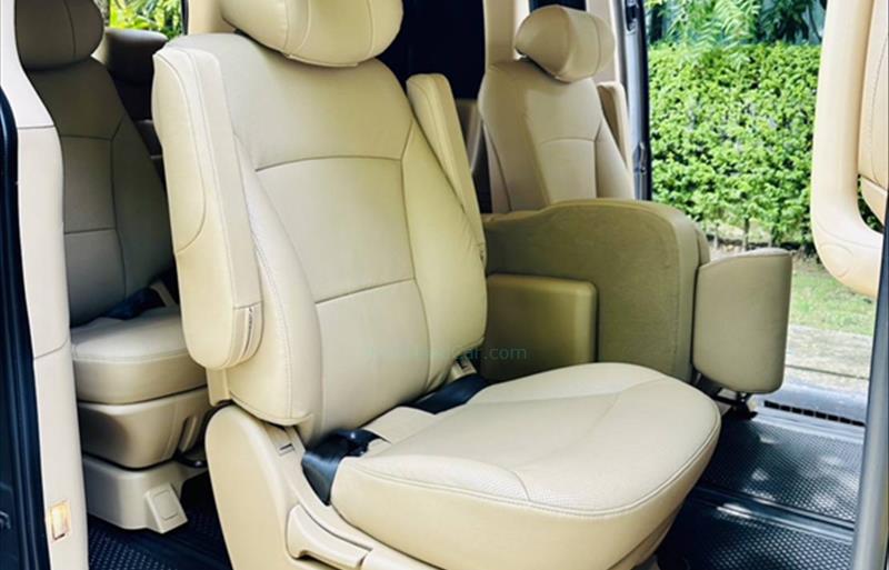 ขายรถตู้มือสอง-hyundai-ฮุนได-h-1-เอชวัน-รถปี2019-รหัส73975-138bf688.jpg ขายรถตู้มือสอง-hyundai-ฮุนได-h-1-เอชวัน-รถปี2019-รหัส73975-138bf688.jpg