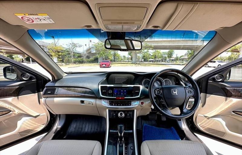 ขายรถเก๋งมือสอง-honda-ฮอนด้า-accord-แอคคอร์ด-รถปี2014-รหัส73996-0f1b6402.jpg ขายรถเก๋งมือสอง-honda-ฮอนด้า-accord-แอคคอร์ด-รถปี2014-รหัส73996-0f1b6402.jpg