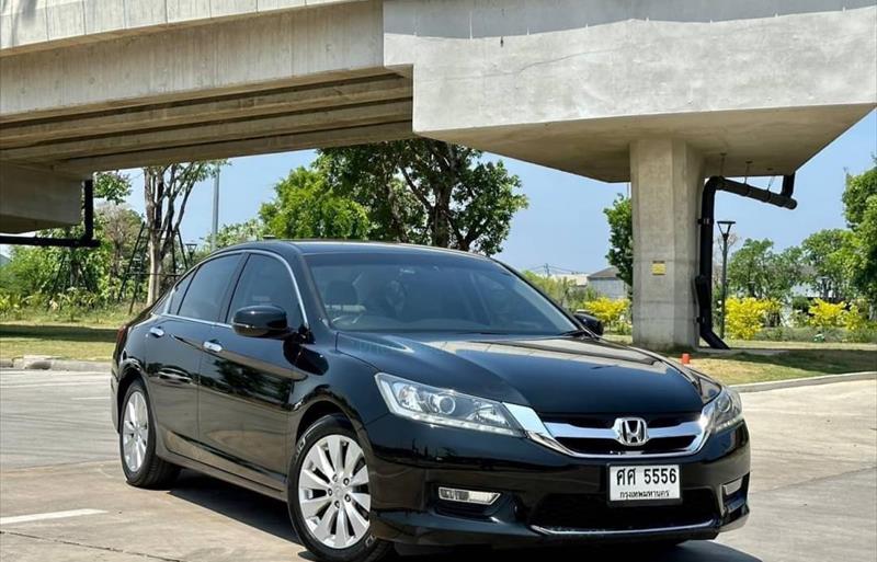 ขายรถเก๋งมือสอง honda accord รถปี2014 รหัส 73996 รูปที่5