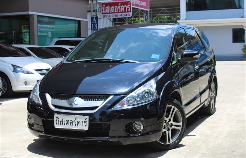 รถตู้มือสอง MITSUBISHI SPACE WAGON รถปี 2011