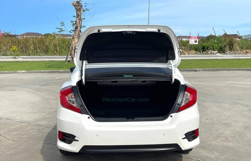 ขายรถเก๋งมือสอง-honda-ฮอนด้า-civic-ซีวิค-รถปี2016-รหัส74014-db6e390e.jpg ขายรถเก๋งมือสอง-honda-ฮอนด้า-civic-ซีวิค-รถปี2016-รหัส74014-db6e390e.jpg