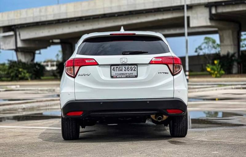 ขายรถ-suv-มือสอง-honda-ฮอนด้า-hr-v-เอชอาร์วี-รถปี2015-รหัส74019-88ef58b1.jpg ขายรถ-suv-มือสอง-honda-ฮอนด้า-hr-v-เอชอาร์วี-รถปี2015-รหัส74019-88ef58b1.jpg
