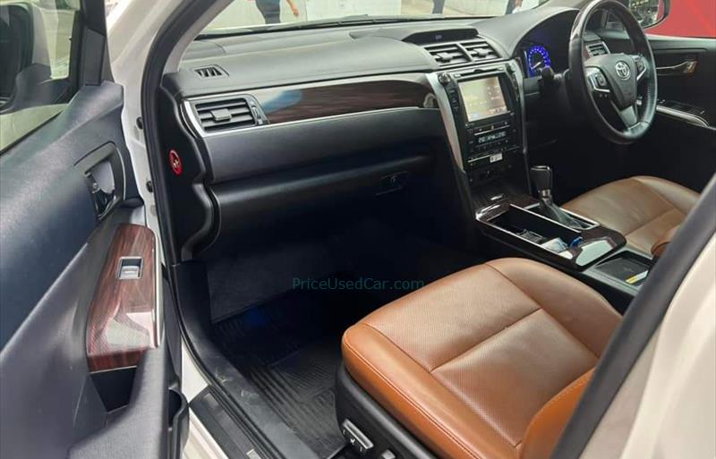 ขายรถเก๋งมือสอง-toyota-โตโยต้า-camry-คัมรี่-รถปี2018-รหัส74022-32027db0.jpg ขายรถเก๋งมือสอง-toyota-โตโยต้า-camry-คัมรี่-รถปี2018-รหัส74022-32027db0.jpg