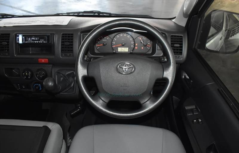 ขายรถตู้มือสอง toyota hiace รถปี2017 รหัส 74029-รูปที่11 ขายรถตู้มือสอง toyota hiace รถปี2017 รหัส 74029-รูปที่11