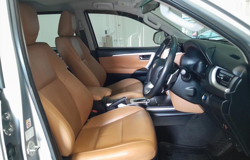 ขายรถ-suv-มือสอง-toyota-โตโยต้า-fortuner-ฟอร์จูนเนอร์-รถปี2018-รหัส74031-43491408.jpg ขายรถ-suv-มือสอง-toyota-โตโยต้า-fortuner-ฟอร์จูนเนอร์-รถปี2018-รหัส74031-43491408.jpg