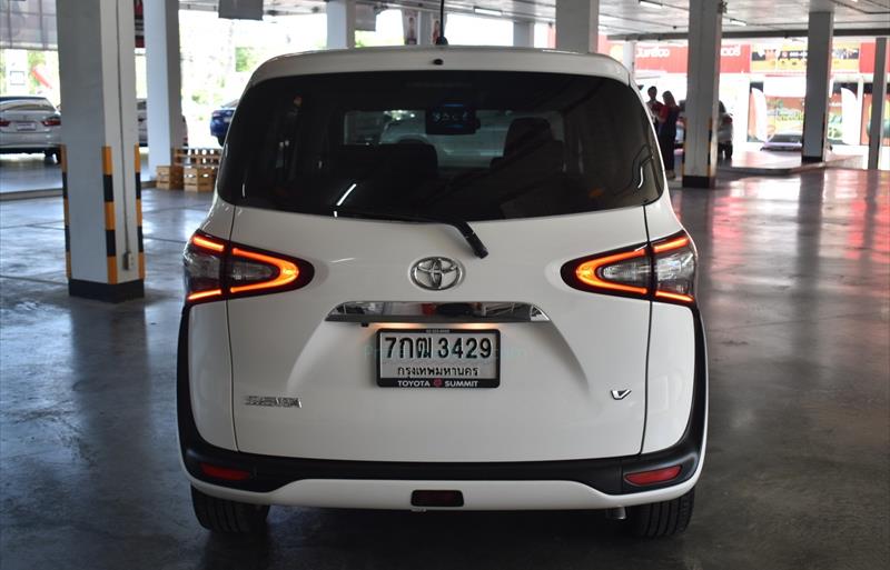 ขายรถเก๋งมือสอง toyota sienta รถปี2018 รหัส 74034 รูปที่4