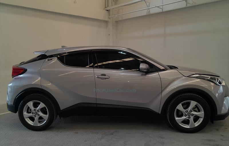 ขายรถเก๋งมือสอง toyota chr รถปี2018 รหัส 74040 รูปที่5