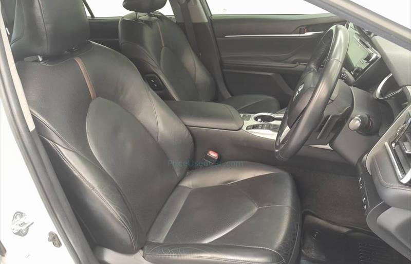 ขายรถเก๋งมือสอง-toyota-โตโยต้า-camry-คัมรี่-รถปี2019-รหัส74041-8392d2ec.jpg ขายรถเก๋งมือสอง-toyota-โตโยต้า-camry-คัมรี่-รถปี2019-รหัส74041-8392d2ec.jpg