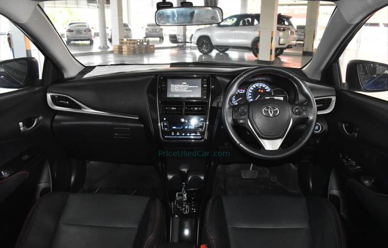ขายรถเก๋งมือสอง-toyota-โตโยต้า-yaris-ativ-ยาริส-เอทิฟ-รถปี2019-รหัส74050-0c23a798.jpg ขายรถเก๋งมือสอง-toyota-โตโยต้า-yaris-ativ-ยาริส-เอทิฟ-รถปี2019-รหัส74050-0c23a798.jpg