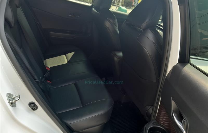 ขายรถเก๋งมือสอง-toyota-โตโยต้า-chr-ซีเอชอาร์-รถปี2021-รหัส74054-eee74a71.jpg ขายรถเก๋งมือสอง-toyota-โตโยต้า-chr-ซีเอชอาร์-รถปี2021-รหัส74054-eee74a71.jpg