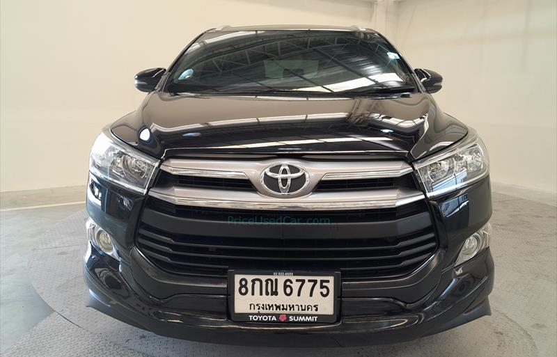 รถตู้มือสอง TOYOTA INNOVA รถปี 2018