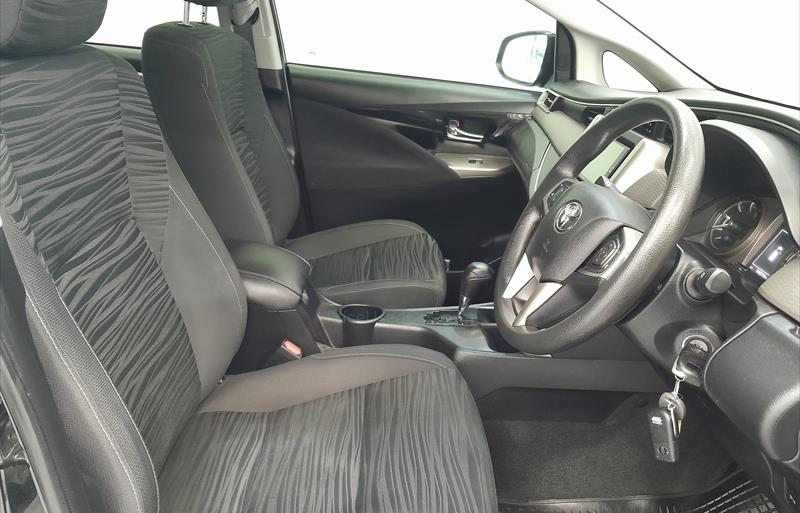ขายรถตู้มือสอง-toyota-โตโยต้า-innova-อินโนวา-รถปี2018-รหัส74063-819d3a93.jpg ขายรถตู้มือสอง-toyota-โตโยต้า-innova-อินโนวา-รถปี2018-รหัส74063-819d3a93.jpg