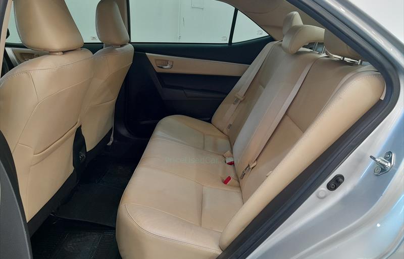 ขายรถเก๋งมือสอง-toyota-โตโยต้า-corolla-โคโรล่า-รถปี2017-รหัส74071-b4102f2c.jpg ขายรถเก๋งมือสอง-toyota-โตโยต้า-corolla-โคโรล่า-รถปี2017-รหัส74071-b4102f2c.jpg