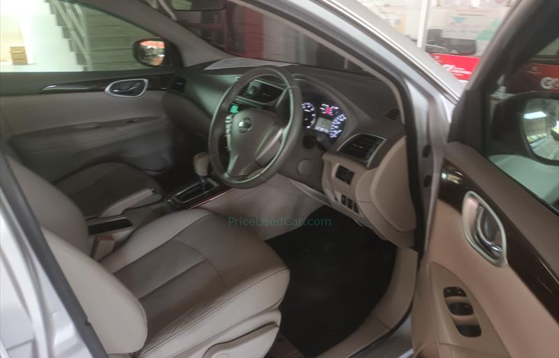 ขายรถเก๋งมือสอง-nissan-นิสสัน-sylphy-ซิลฟี-รถปี2018-รหัส74074-87e835f6.jpg ขายรถเก๋งมือสอง-nissan-นิสสัน-sylphy-ซิลฟี-รถปี2018-รหัส74074-87e835f6.jpg