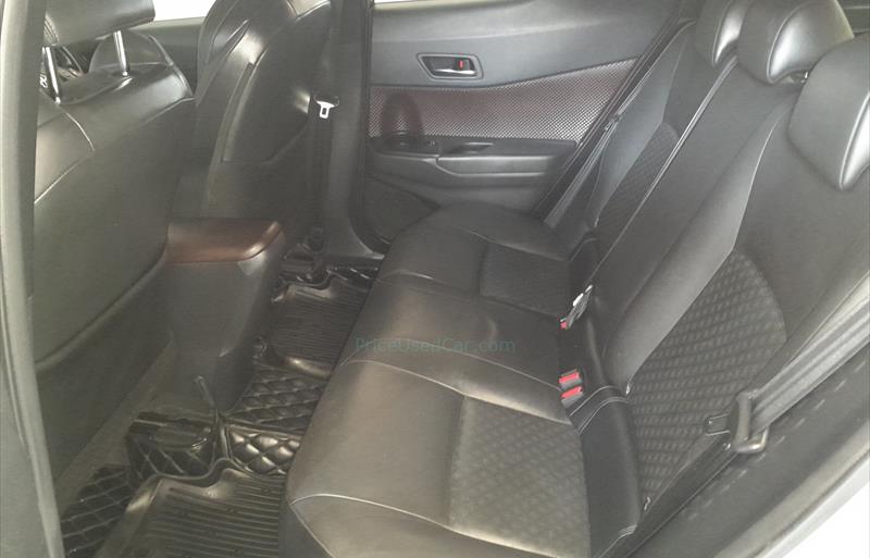 ขายรถเก๋งมือสอง-toyota-โตโยต้า-chr-ซีเอชอาร์-รถปี2018-รหัส74086-e3b15d88.jpg ขายรถเก๋งมือสอง-toyota-โตโยต้า-chr-ซีเอชอาร์-รถปี2018-รหัส74086-e3b15d88.jpg