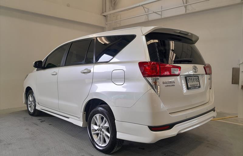 ขายรถตู้มือสอง toyota innova รถปี2019 รหัส 74088 รูปที่5