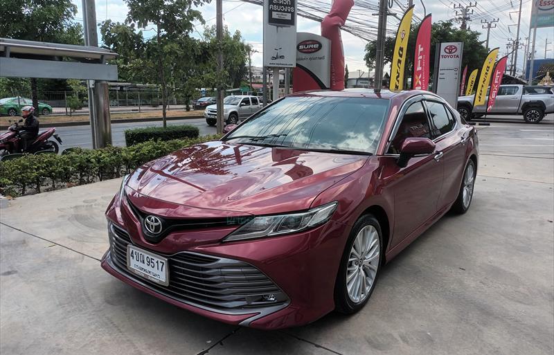 ขายรถเก๋งมือสอง-toyota-โตโยต้า-camry-คัมรี่-รถปี2019-รหัส74089-558dcfa0.jpg ขายรถเก๋งมือสอง-toyota-โตโยต้า-camry-คัมรี่-รถปี2019-รหัส74089-558dcfa0.jpg