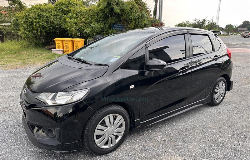 รถเก๋งมือสอง HONDA JAZZ รถปี 2016