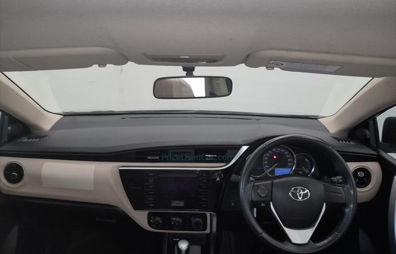 ขายรถเก๋งมือสอง-toyota-โตโยต้า-altis-อัลติส-รถปี2018-รหัส74135-42ab5794.jpg ขายรถเก๋งมือสอง-toyota-โตโยต้า-altis-อัลติส-รถปี2018-รหัส74135-42ab5794.jpg