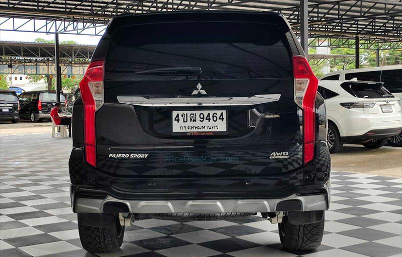 ขายรถอเนกประสงค์มือสอง mitsubishi pajero-sport รถปี2015 รหัส 74143 รูปที่4 ขายรถอเนกประสงค์มือสอง mitsubishi pajero-sport รถปี2015 รหัส 74143 รูปที่4