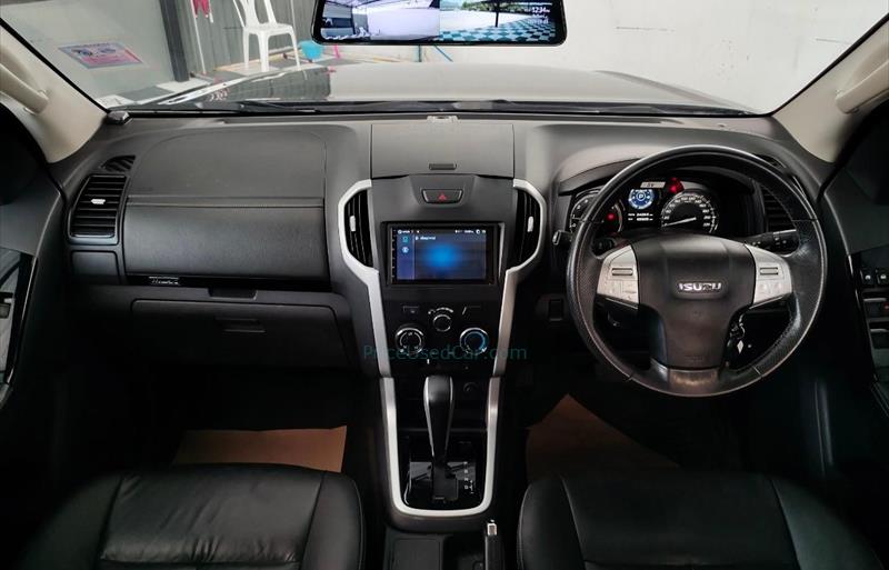 ขายรถอเนกประสงค์มือสอง isuzu mu-x รถปี2019 รหัส 74184 รูปที่6 ขายรถอเนกประสงค์มือสอง isuzu mu-x รถปี2019 รหัส 74184 รูปที่6