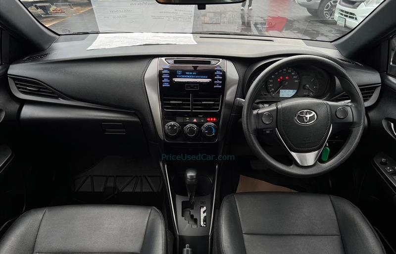 ขายรถเก๋งมือสอง-toyota-โตโยต้า-yaris-ยาริส-รถปี2022-รหัส74190-b0106e2b.jpg ขายรถเก๋งมือสอง-toyota-โตโยต้า-yaris-ยาริส-รถปี2022-รหัส74190-b0106e2b.jpg