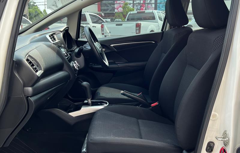 ขายรถเก๋งมือสอง honda jazz รถปี2019 รหัส 74194 รูปที่10