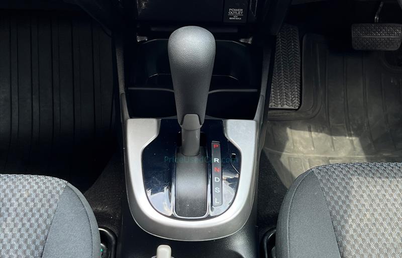 ขายรถเก๋งมือสอง-honda-ฮอนด้า-jazz-แจ๊ส-รถปี2019-รหัส74194-b8dfe799.jpg ขายรถเก๋งมือสอง-honda-ฮอนด้า-jazz-แจ๊ส-รถปี2019-รหัส74194-b8dfe799.jpg
