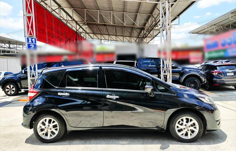 ขายรถเก๋งมือสอง-nissan-นิสสัน-note-โน๊ต-รถปี2018-รหัส74212-fd083fdc.jpg ขายรถเก๋งมือสอง-nissan-นิสสัน-note-โน๊ต-รถปี2018-รหัส74212-fd083fdc.jpg